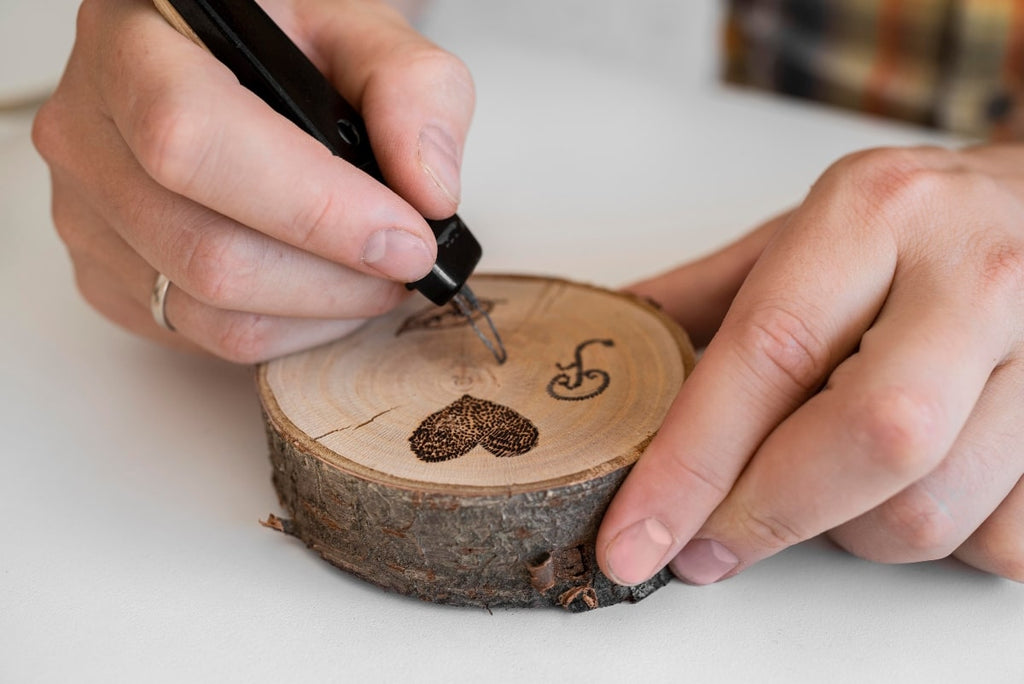 How Artists Use Engraving Pens to Add Texture and Personality?