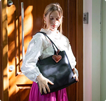 A spacious tote she can carry everywhere